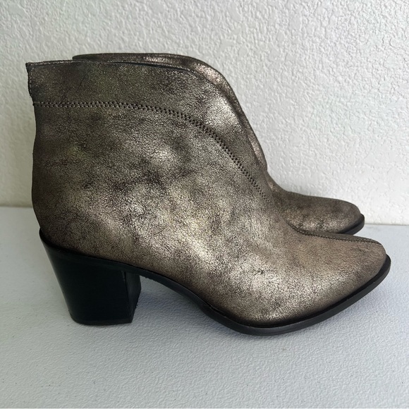 Diba True metallic shimmer booties KARMA size 10 - Picture 1 of 8